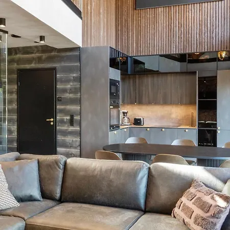 Komia Iso By Interhome Levi